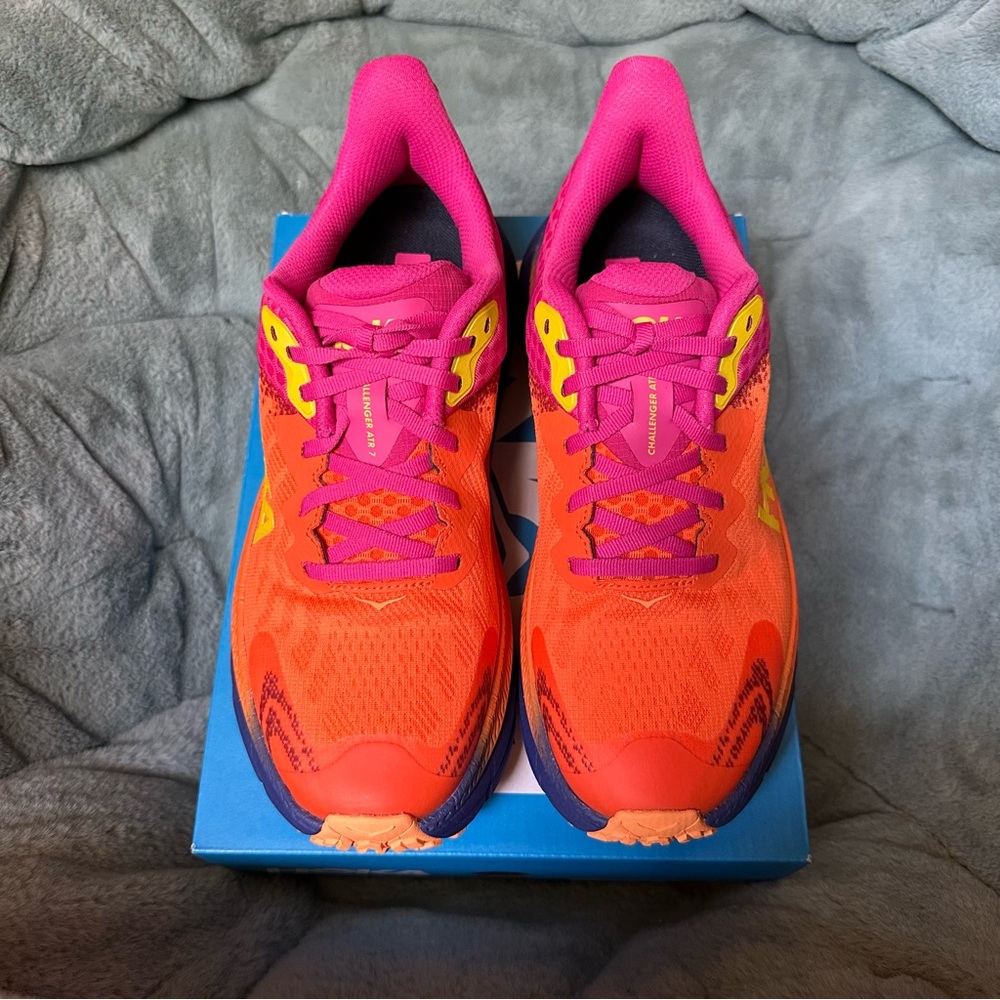Hoka Women’s Challenger ATR 7 GTX Size 9 Vibrant Orange/Pink Yarrow NEW/UNWORN